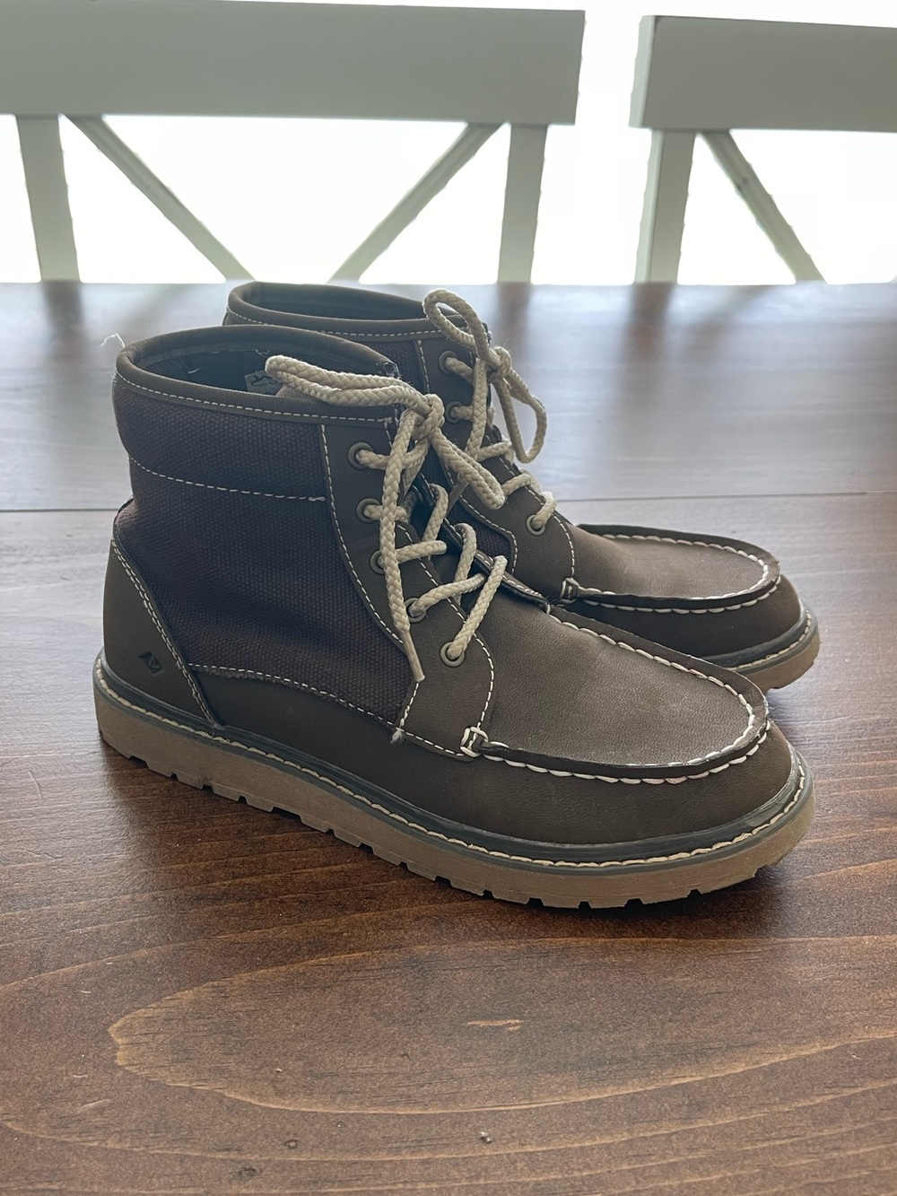 Boy’s Sperry Top-Sider Brown Leather Hi-Top Rudder Boots